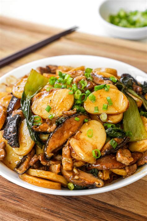Let's cook Shanghai Stir Fry .